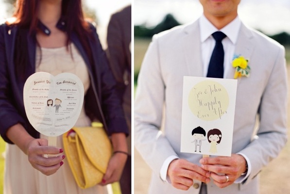 Sombrillas y abanicos para los invitados boda en verano